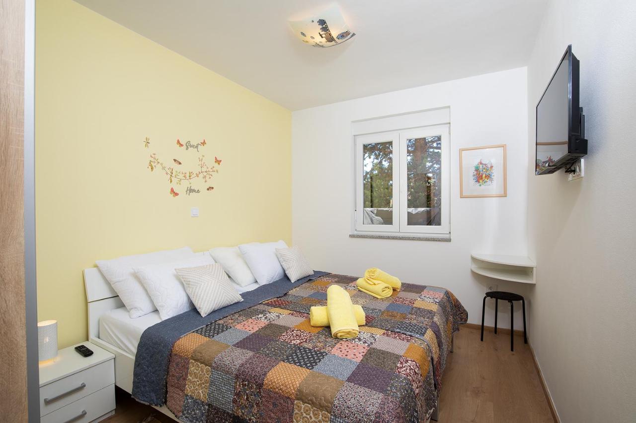 Apartment J&E Медулин Екстериор снимка