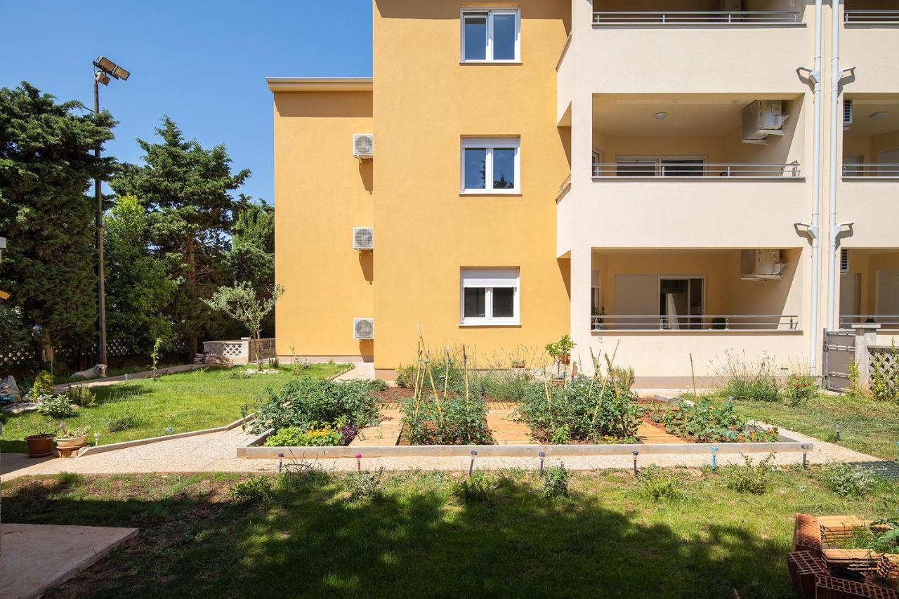 Apartment J&E Медулин Екстериор снимка