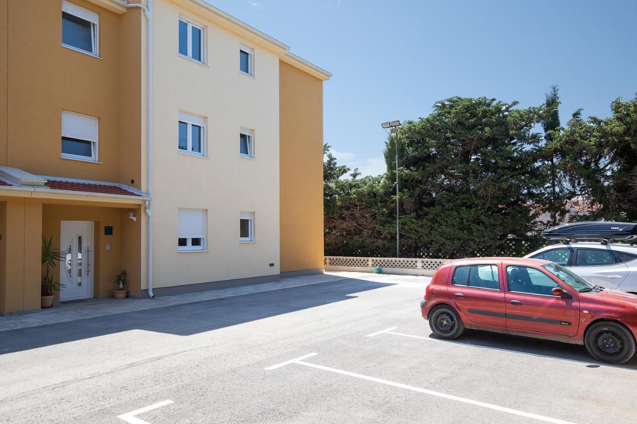 Apartment J&E Медулин Екстериор снимка
