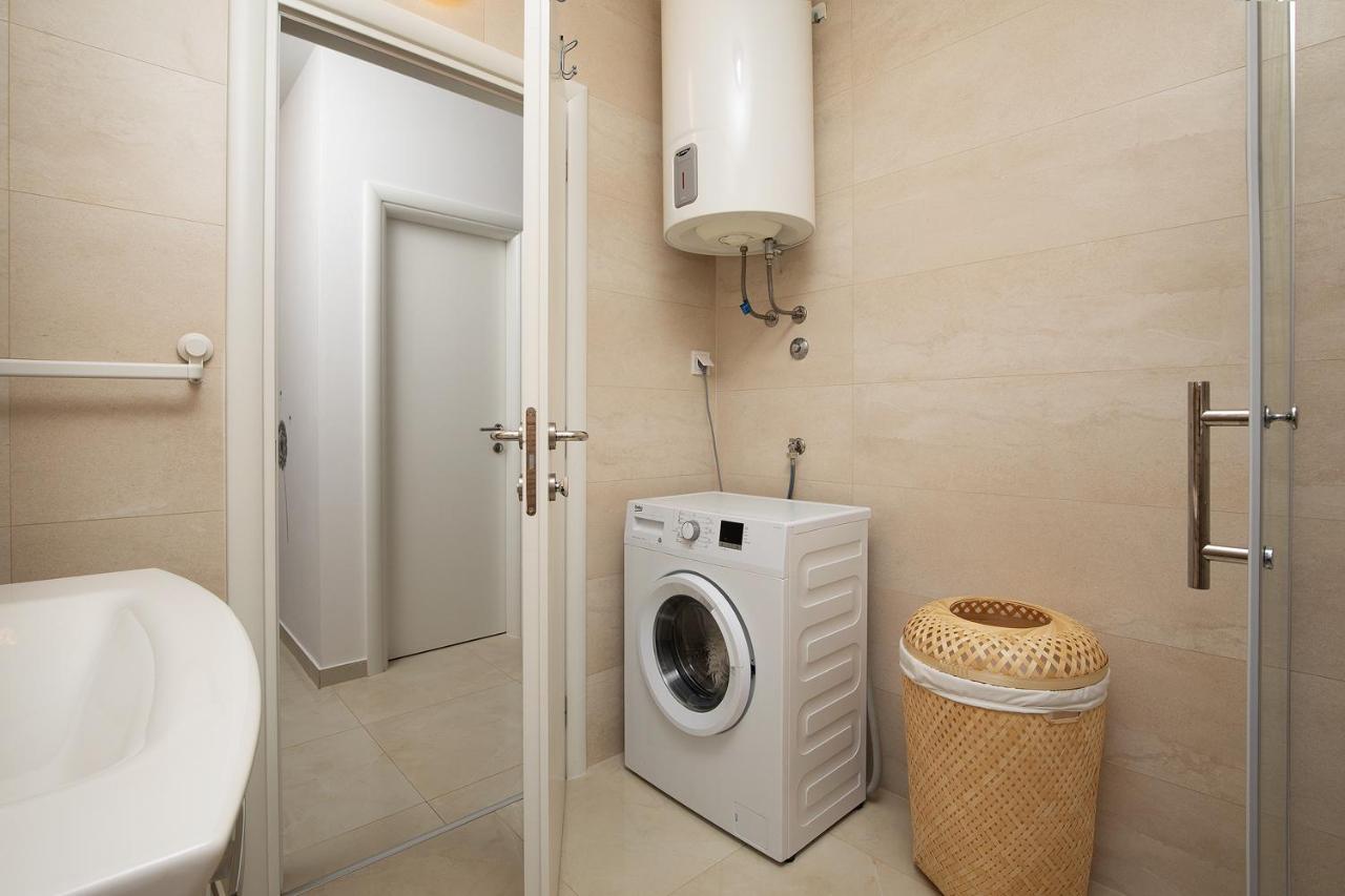 Apartment J&E Медулин Екстериор снимка